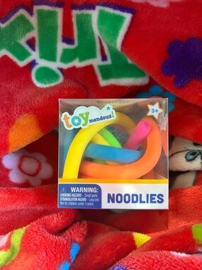Toymendous Noodlies stretchy squishy sensory rainbow toy NEW QUICK SHIP